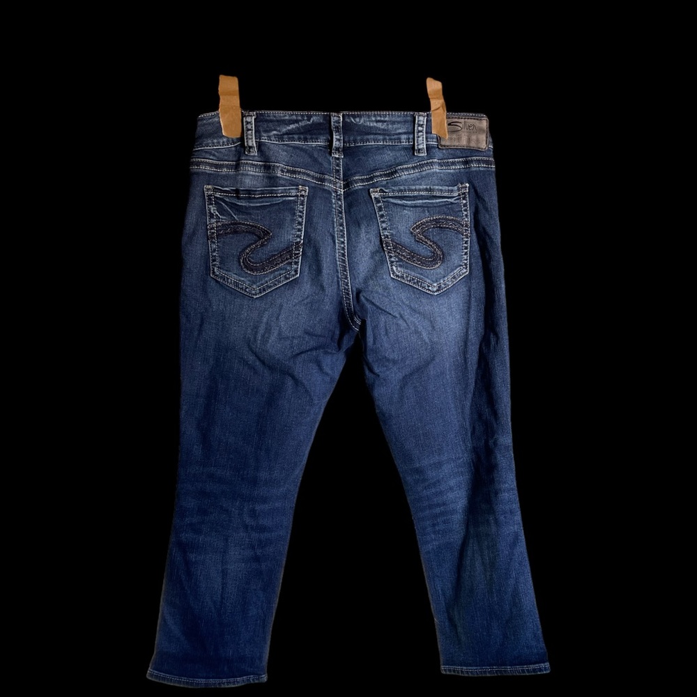 Silver Suki cropped jeans used in great condition